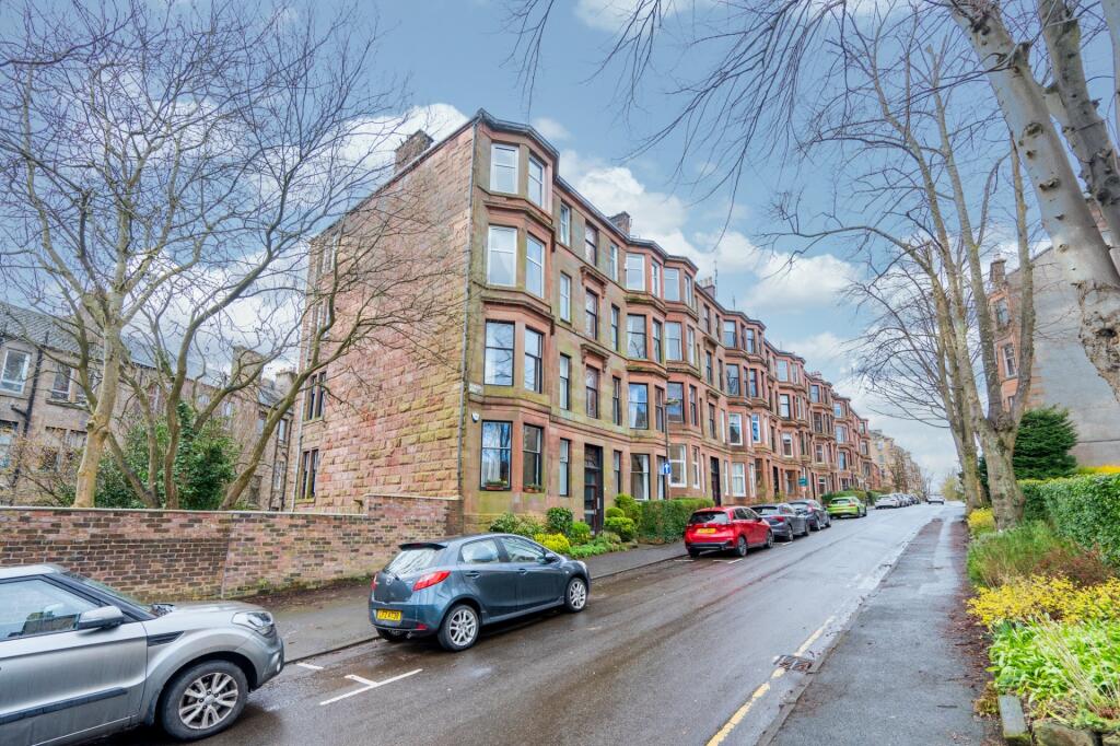 Main image of property: Partickhill Road, Flat 3-2, Partickhill, Glasgow, G11 5BL