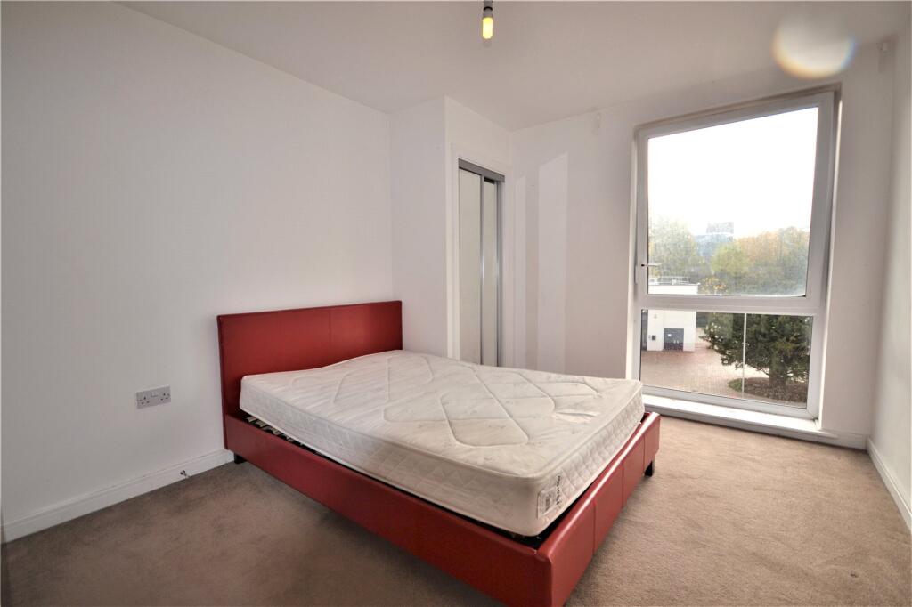 Apartment in Chelmsford - View 4