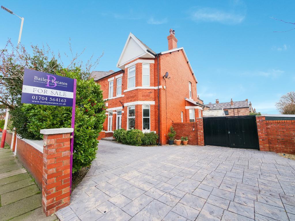 Main image of property: Liverpool Road, Birkdale, Southport, Merseyside, PR8 3DE