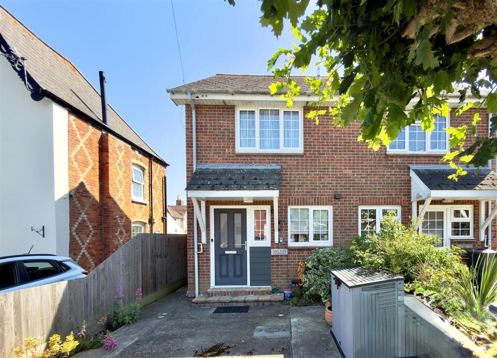 Main image of property: Freshwater,Isle of Wight
