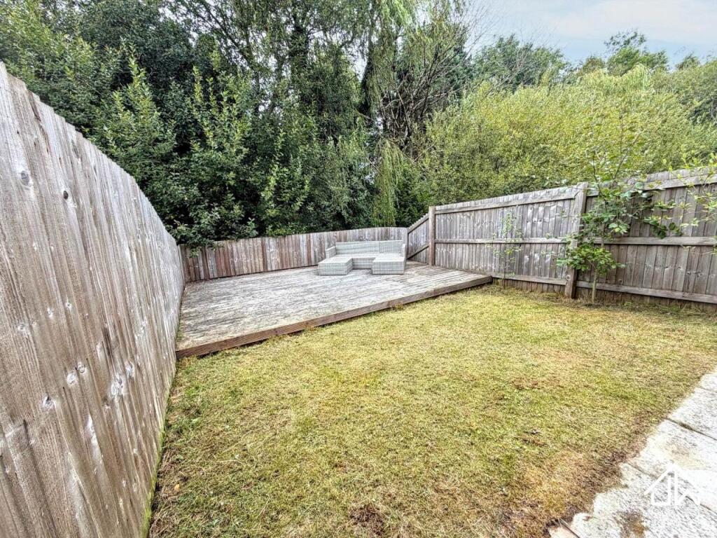 House in Oakdale, Woodfieldside, Penmaen - View 3