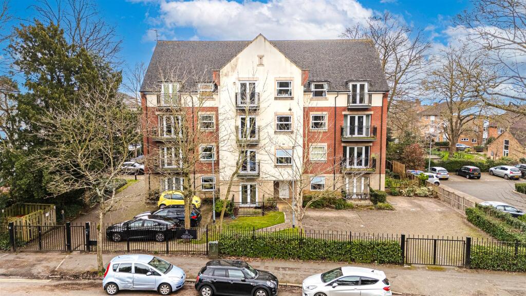 Main image of property: Knighton Park Road, Leicester