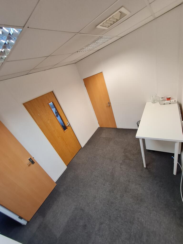 0.02-0.05 waiting area or breakout area