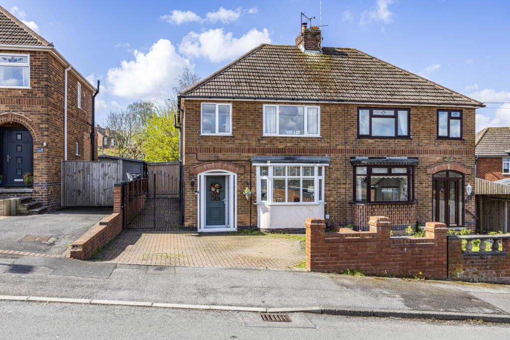 Main image of property: Beauvale Rise, Newthorpe, NG16
