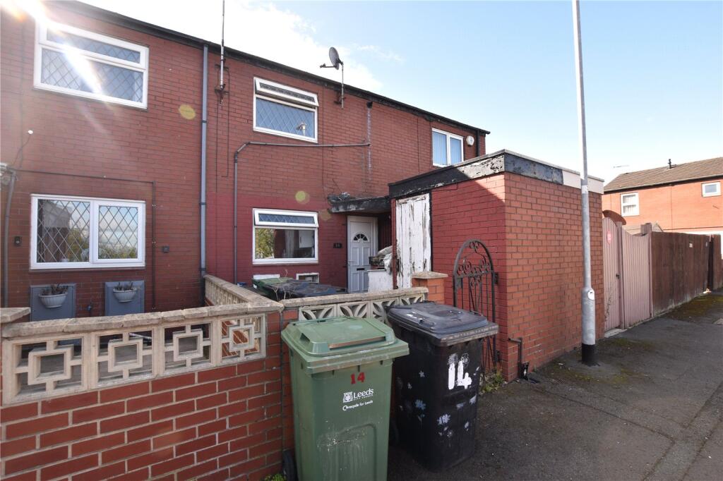 Main image of property: Leasowe Close, Leeds, West Yorkshire