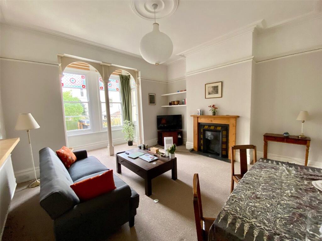 Apartment in Bristol - View 3