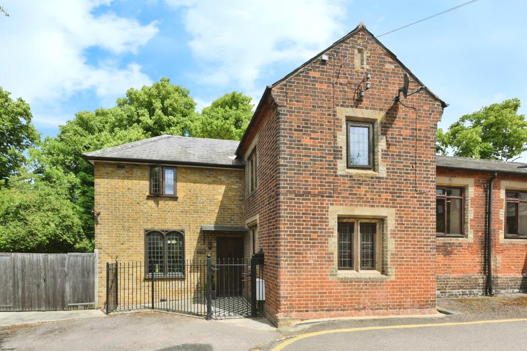 Main image of property: Pauls Lane, Hoddesdon