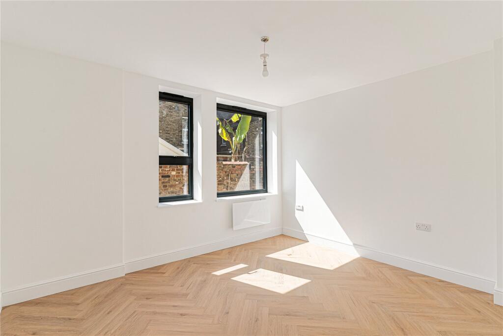 Main image of property: River Mews, Ealing, W7