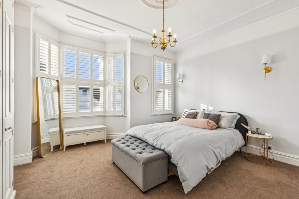House in London - More
