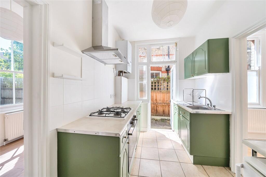 Main image of property: Lyndhurst Road, Wood Green, London, N22