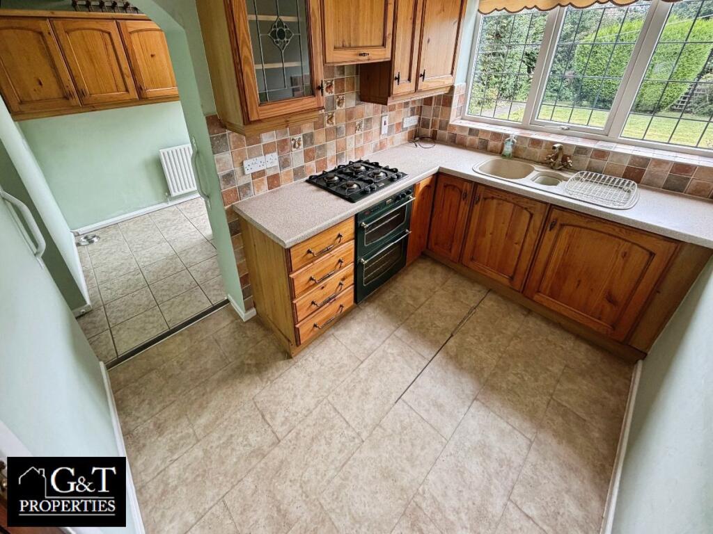House in Dudley, Wrens Nest, Swan Village - More