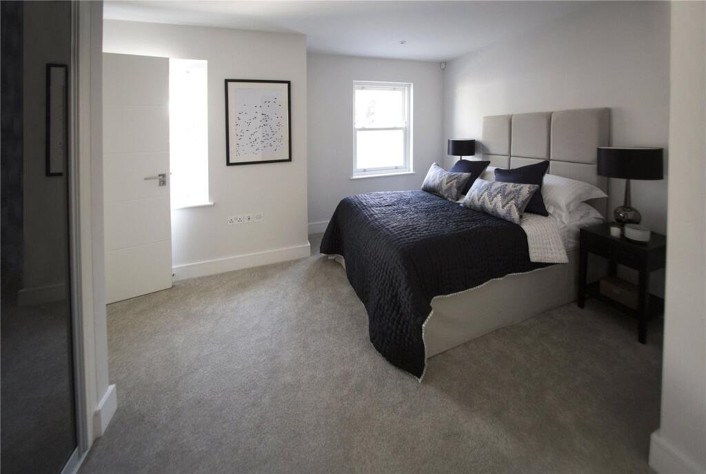Tenterden Grove, London, NW4 photo 3