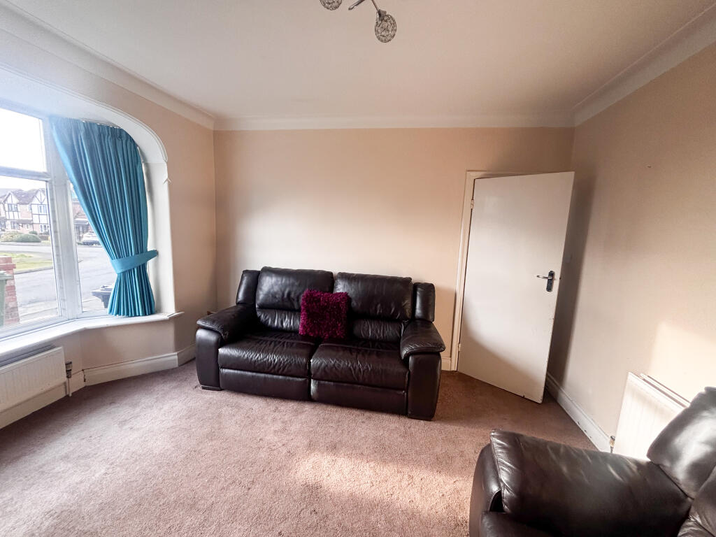 Sandringham Avenue, Manchester photo 4