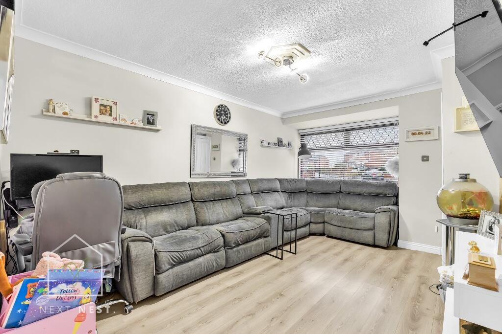 Heatley Road, Firgrove, Rochdale, Greater Manchester, OL16 photo 4