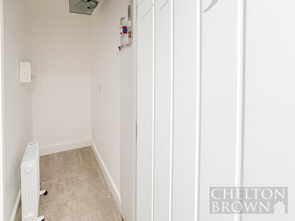 Apartment in Rushden, North Northamptonshire - More