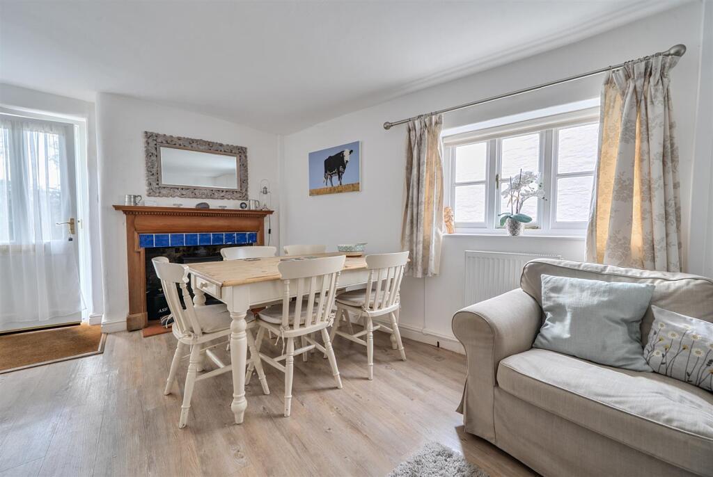 House in Taunton - View 4