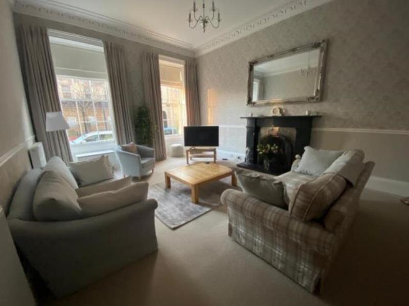 Apartment in Edinburgh - View 2