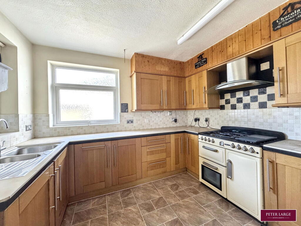 Cherry Close, Prestatyn, Denbighshire LL19 7DQ photo 4