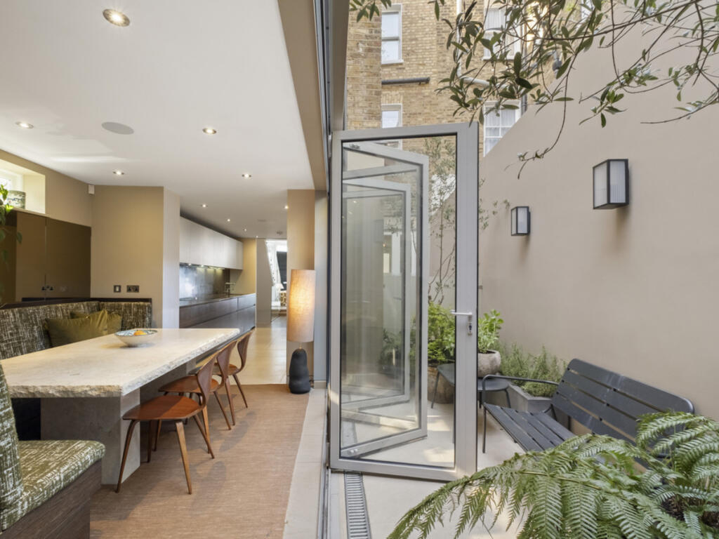 House in London - More