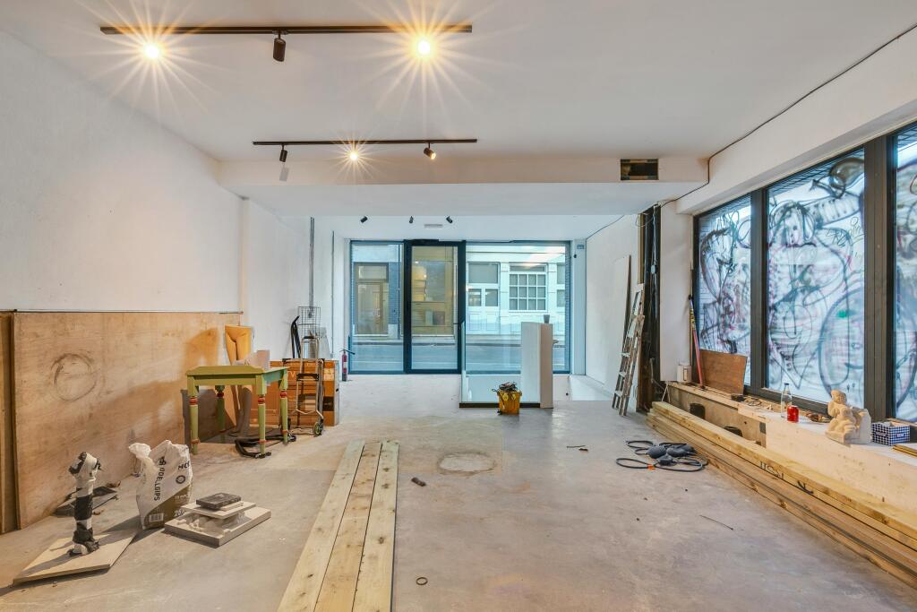 Cremer Street 3559.jpg
