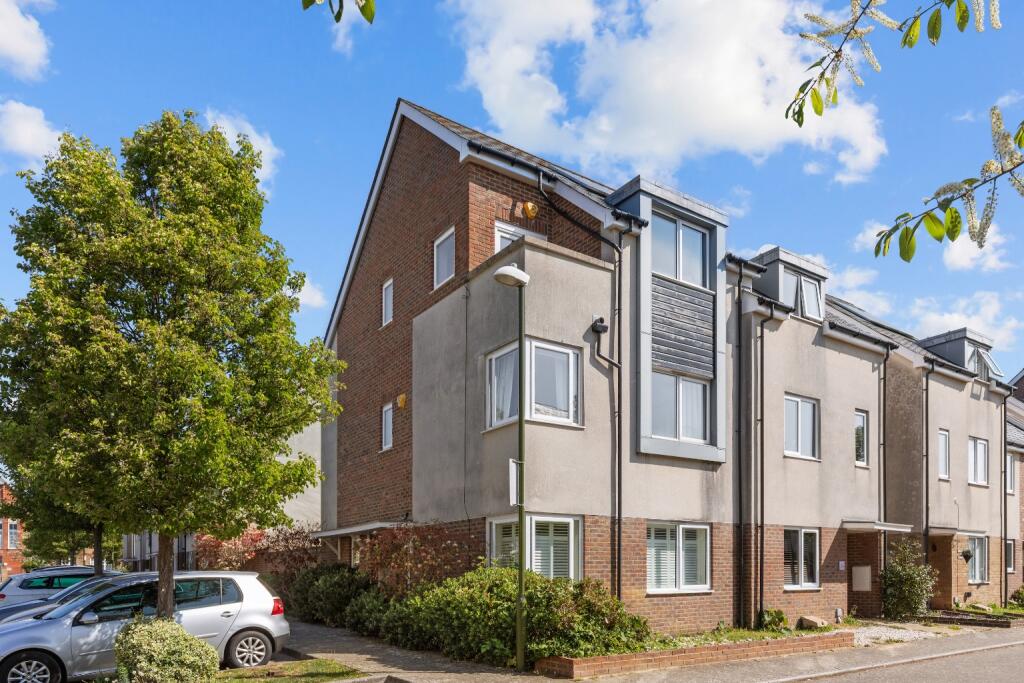 4-bed terraced on Rainbow Square  Home with 2 Parking Spaces, £450,000