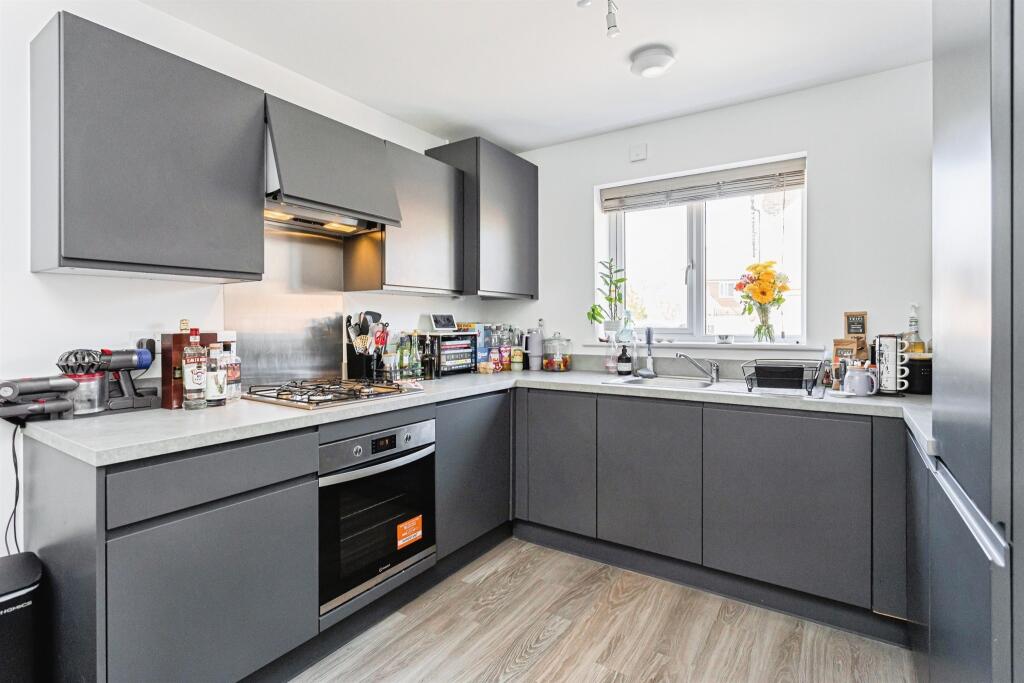 Nightingale Way, Sayers Common, Hassocks - View 2