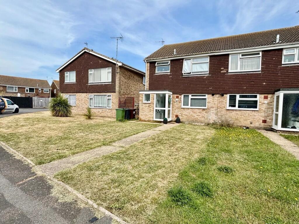 Main image of property: Aylesbury Avenue,Eastbourne,BN23 6EH