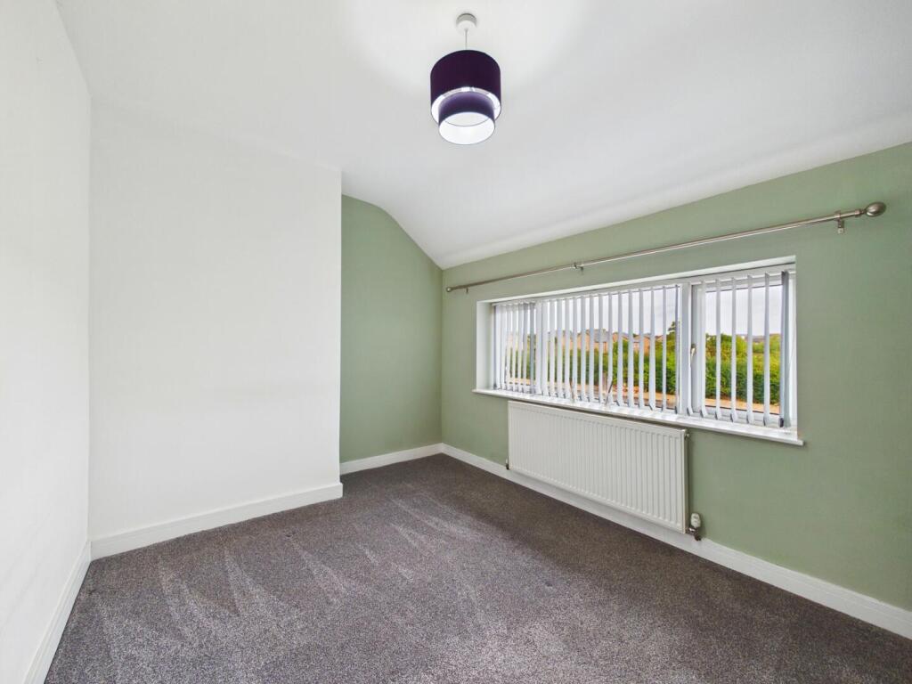 House in Wakefield - View 4