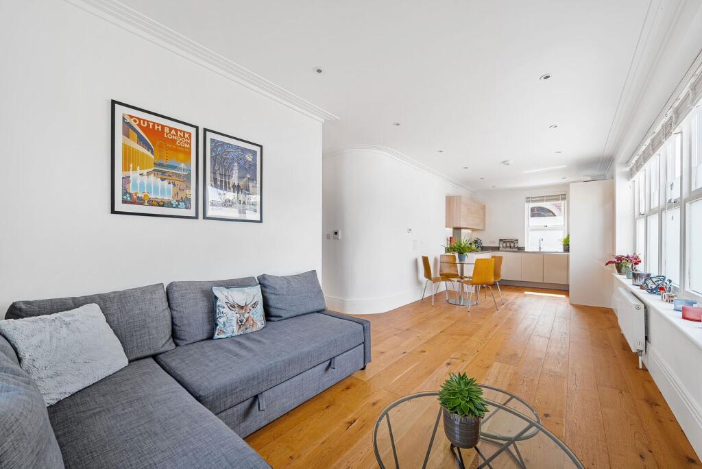 Apartment in London - More