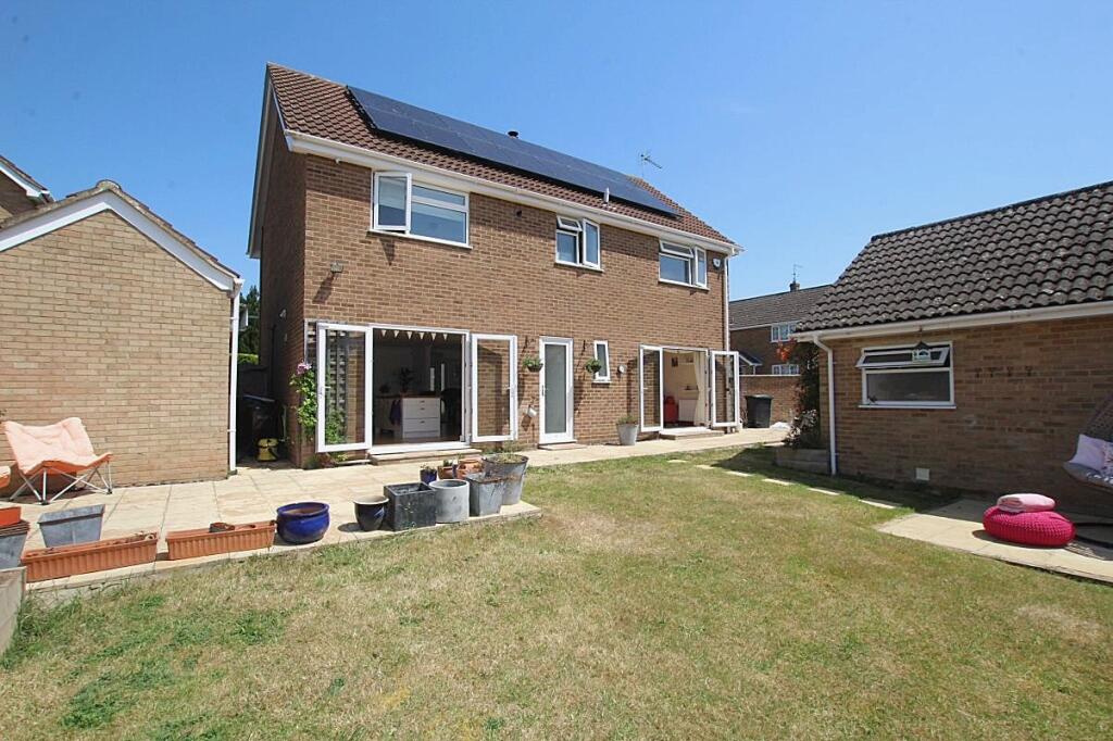 Cross Close, Haverhill - View 3