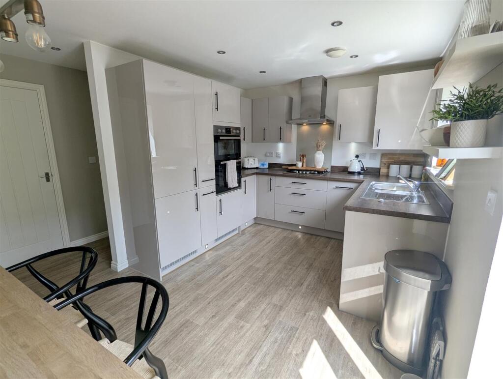 Beck Road, Sowerby Bridge - View 2