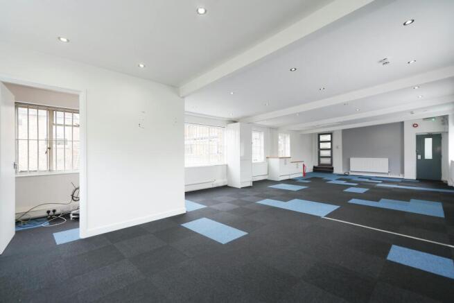 Tavistock St & Claren St - Upstairs office space-3.jpg