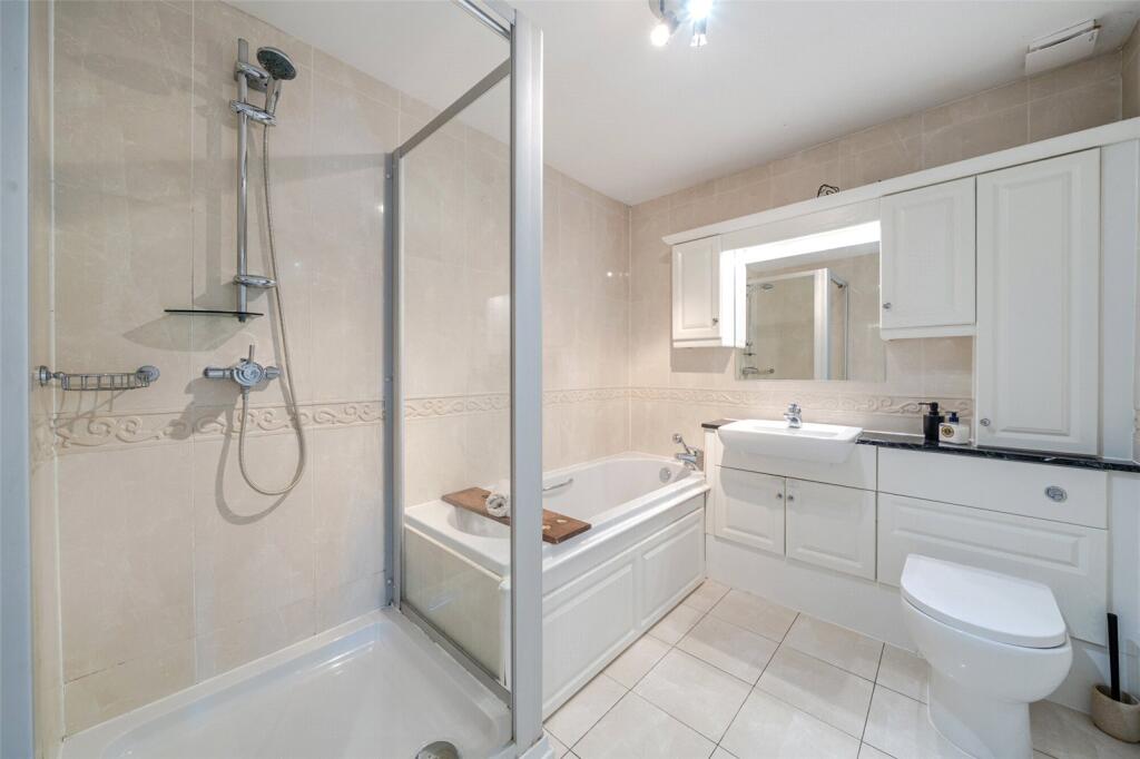 House in London, Tubbenden, Crofton - View 5