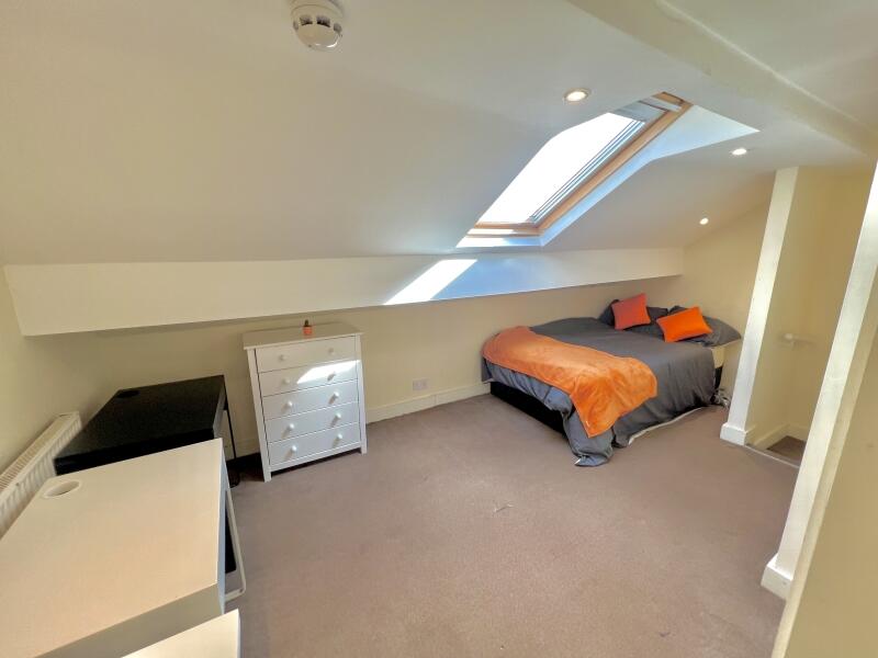 House in Leeds, West Yorkshire - More