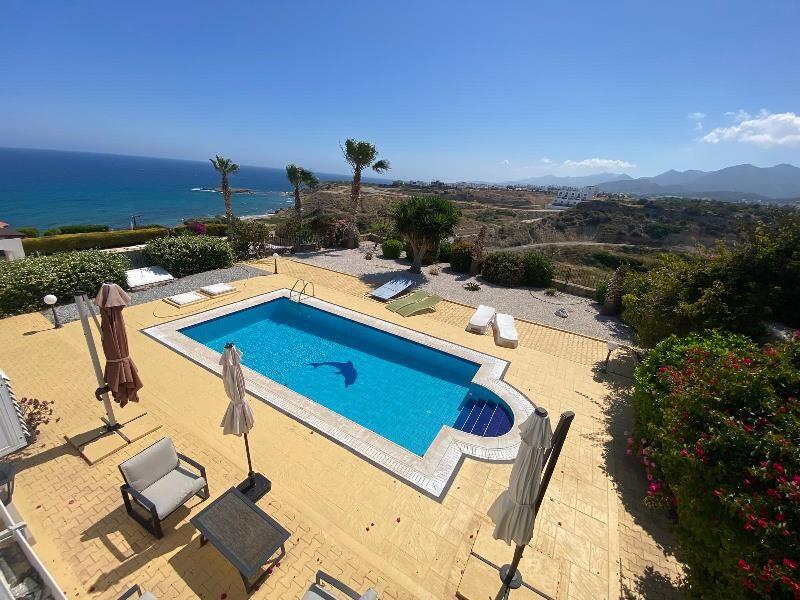 Main image of property: Bahçeli, Girne