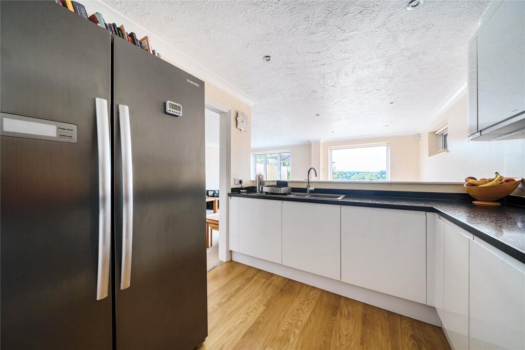 Nightingale Close, Westerham, Kent photo 4