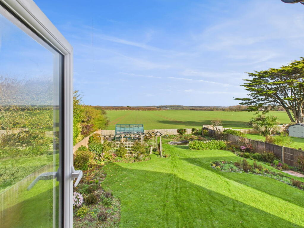 House in Arun, Kingston Gorse, East Kingston - View 3