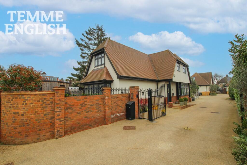 Main image of property: Lynton Road, Benfleet, SS7