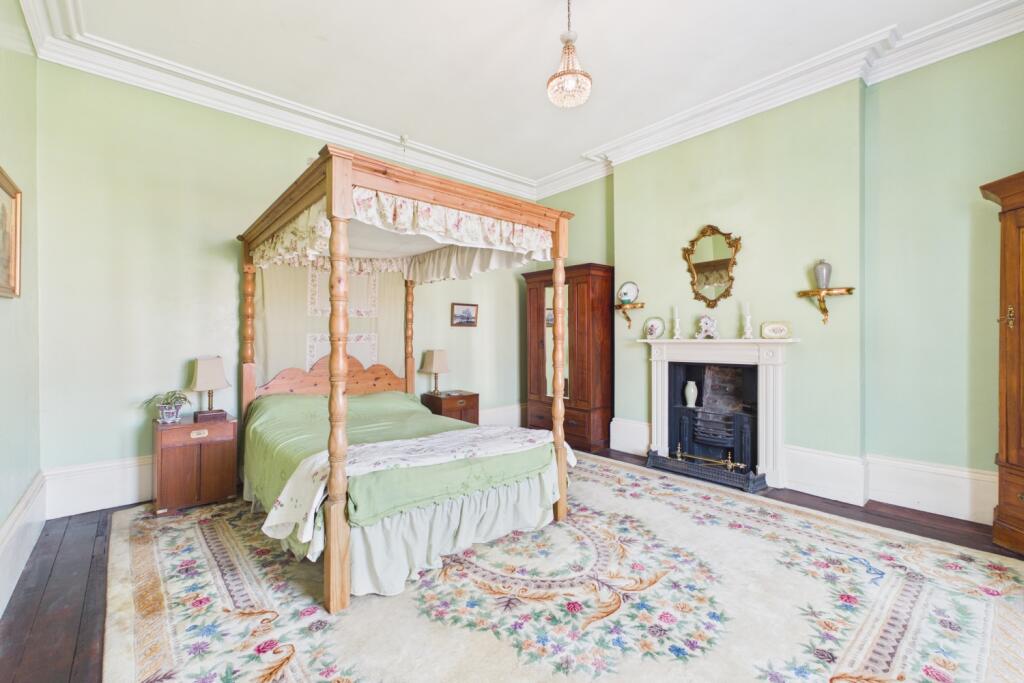 House in York - View 5