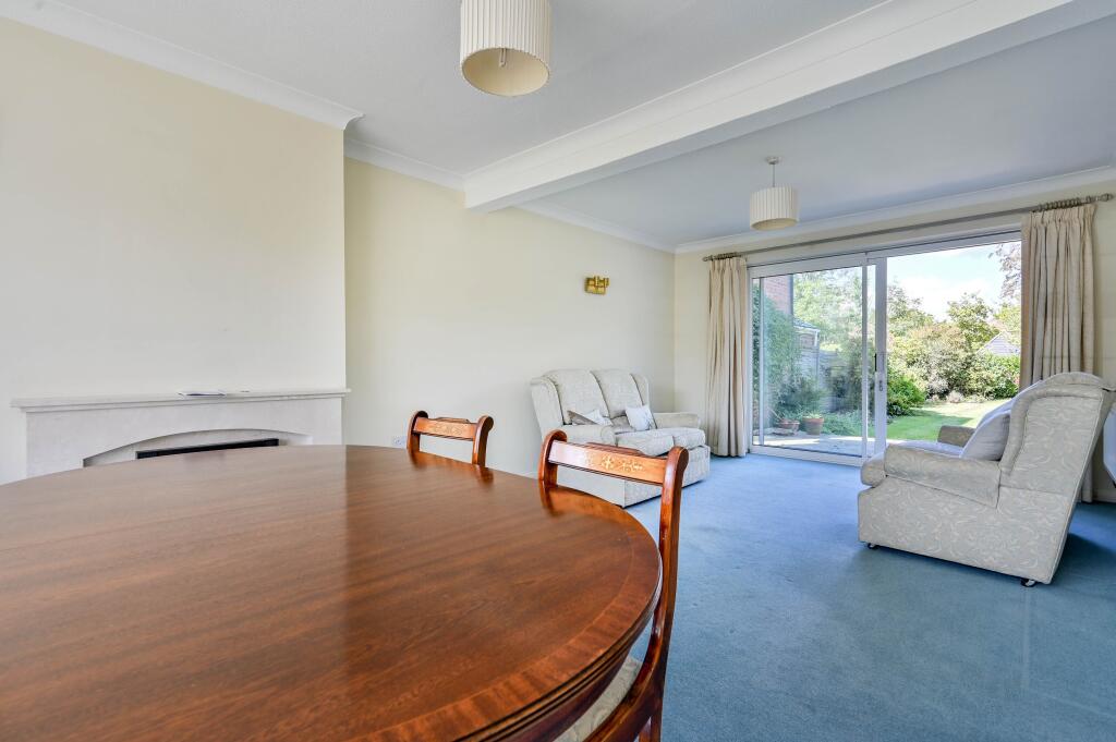 House in Guildford - View 4