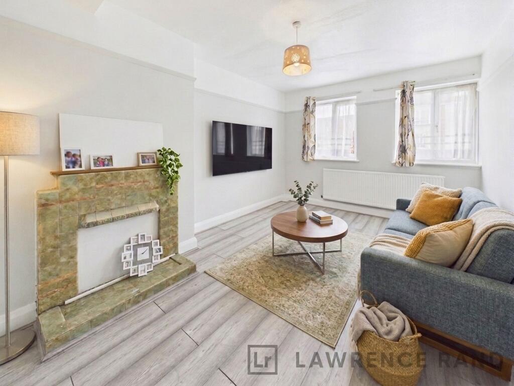 Main image of property: Victoria Road, Ruislip, HA4