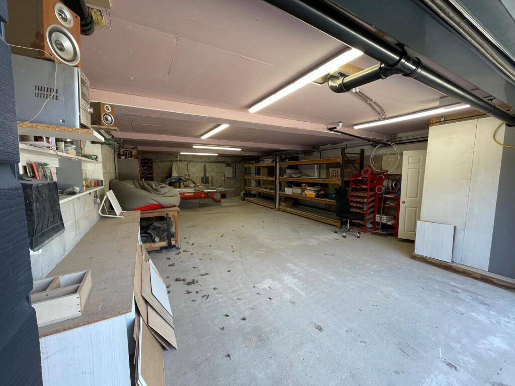 Additional image 54 of 'Hillside Bungalow' Hoddlesden