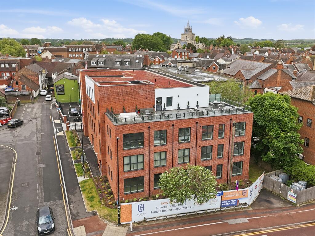 Apartment in Aylesbury, Elmhurst - View 5