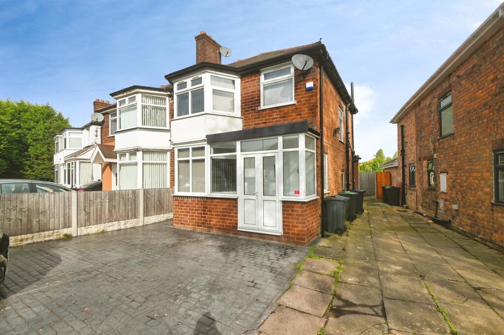 3-bed semi-detached on Millington Road, Birmingham, £240,000
