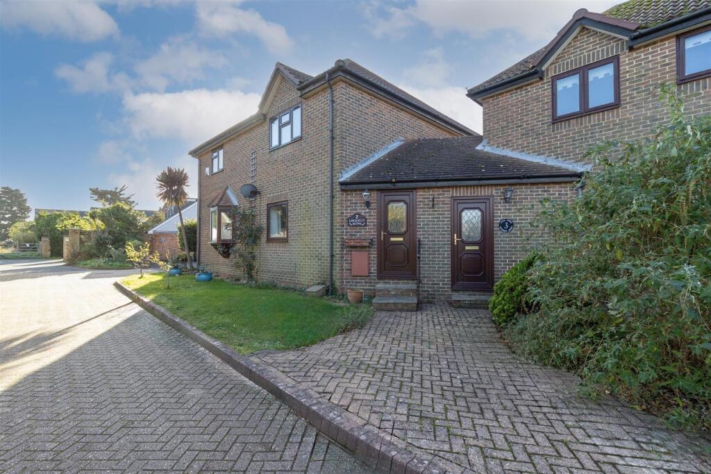 Main image of property: Locksley Mews, Tennyson Close, Yarmouth