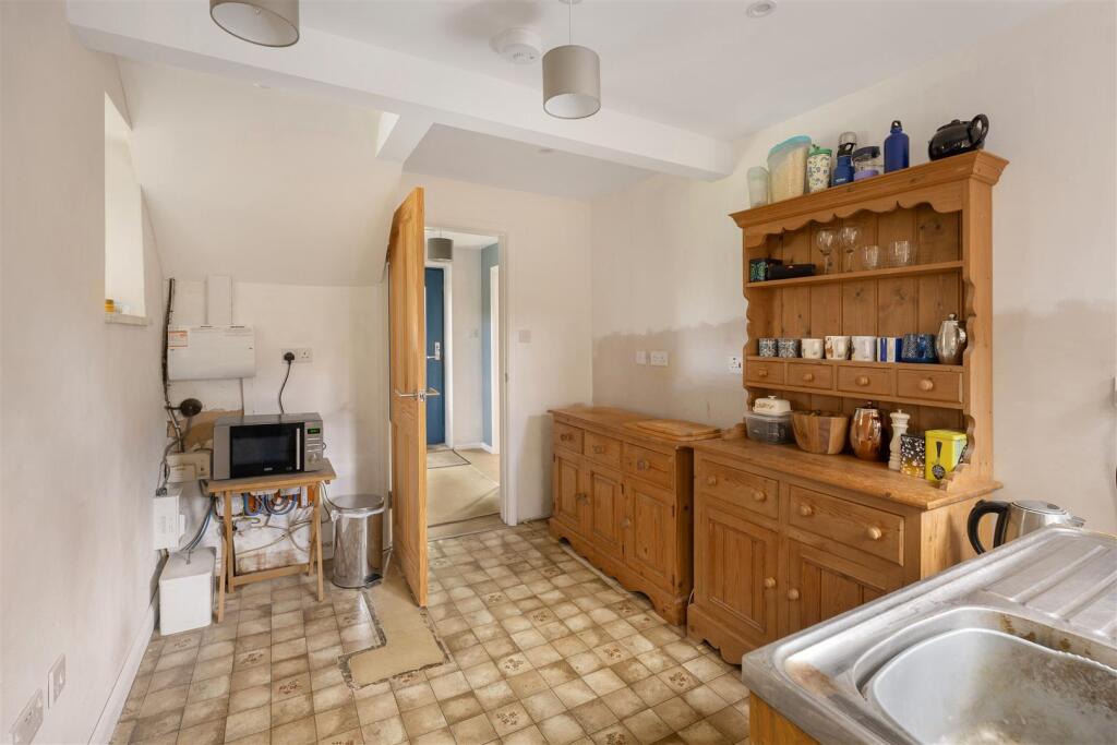 House in Sulgrave, West Northamptonshire - View 4