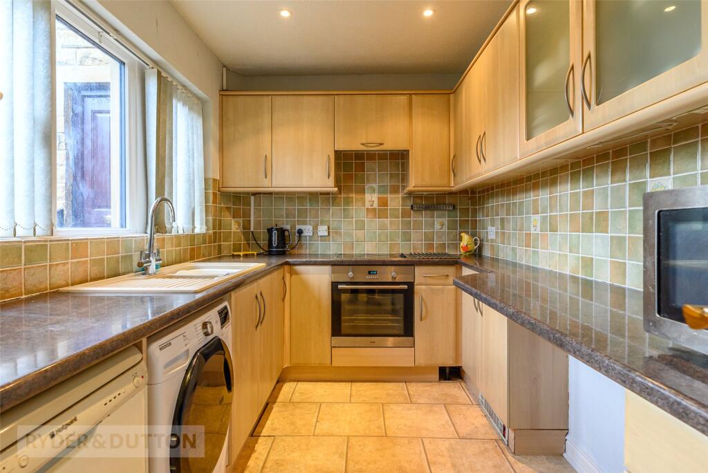 Hall Lee Fold, Lindley, Huddersfield, HD3 photo 2
