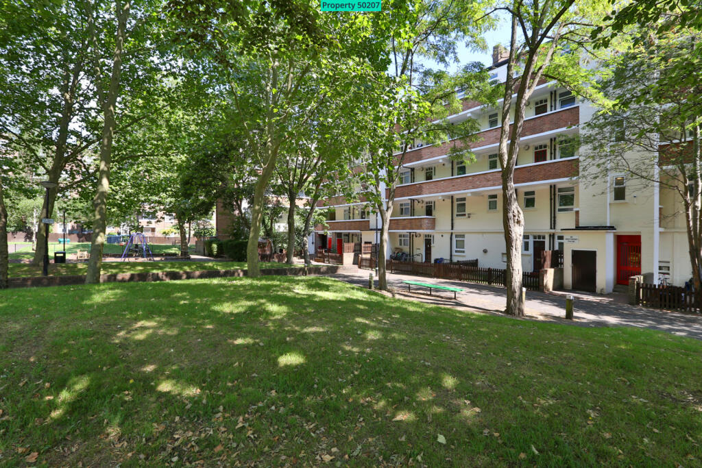 Apartment in London - View 3