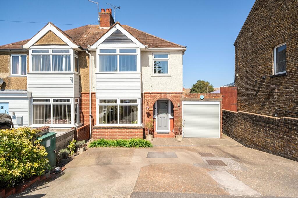 Main image of property: Canterbury Road, Sittingbourne, ME10
