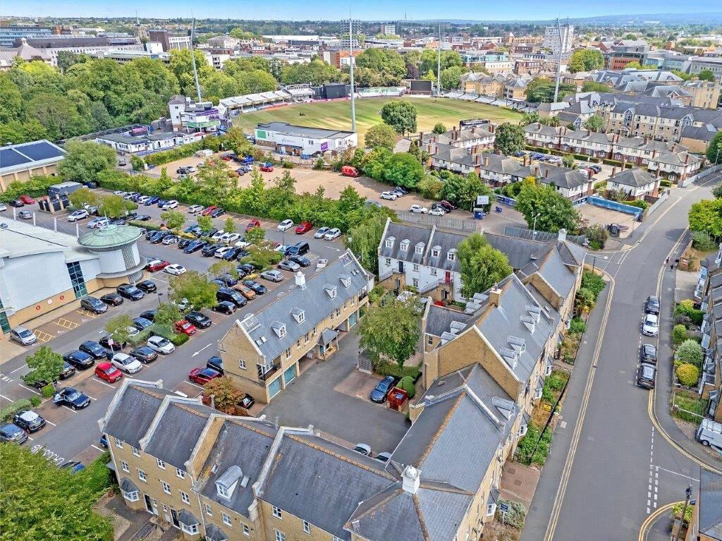 Main image of property: New Writtle Street, Chelmsford, Essex, CM2